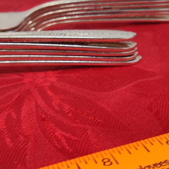 11X Silver Plate Dinner Salad Forks Nobility Plate Royal Rose Oneida - Picture 16 of 16